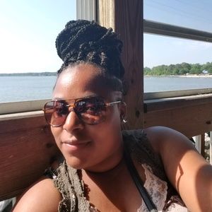 Meet your Posher, Krystal